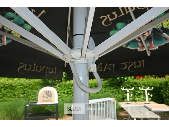 Vierkante parasol met voet - afbeelding 7 van  7