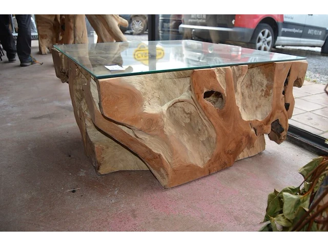 Vierkantige salontafel 80x80 glazen blad houten voet - afbeelding 5 van  6