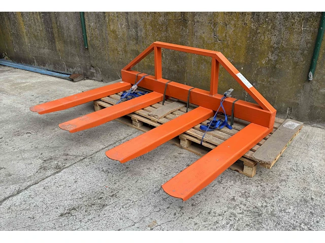 Viervorker 2000kg - afbeelding 3 van  5
