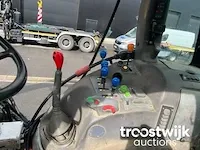 Vierwielaangedreven landbouwtractor combinatie - afbeelding 6 van  23