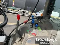 Vierwielaangedreven landbouwtractor combinatie - afbeelding 7 van  23