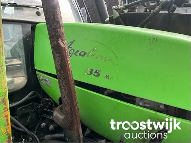 Vierwielaangedreven landbouwtractor combinatie - afbeelding 10 van  23