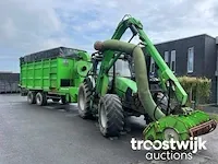Vierwielaangedreven landbouwtractor combinatie