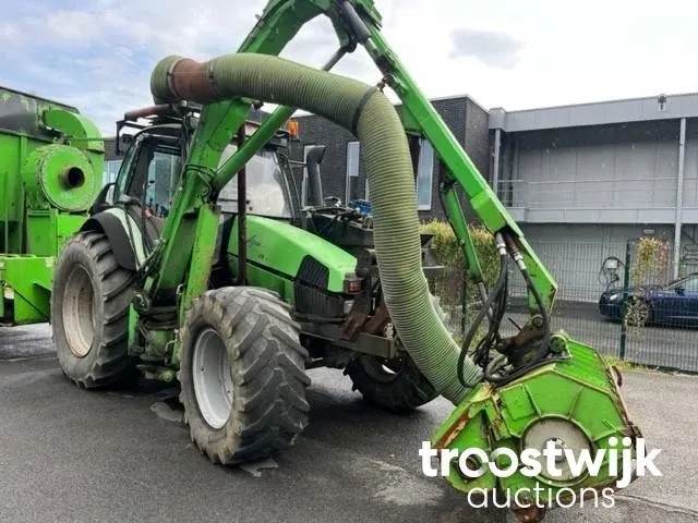 Vierwielaangedreven landbouwtractor combinatie - afbeelding 12 van  23