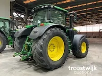 Vierwielaangedreven landbouwtractor - afbeelding 25 van  29