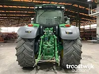 Vierwielaangedreven landbouwtractor - afbeelding 26 van  29