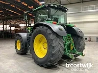 Vierwielaangedreven landbouwtractor - afbeelding 27 van  29