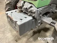 Vierwielaangedreven landbouwtractor - afbeelding 21 van  21