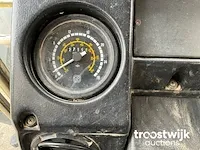 Vierwielaangedreven landbouwtractor - afbeelding 2 van  21