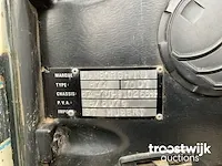 Vierwielaangedreven landbouwtractor - afbeelding 14 van  21