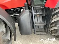 Vierwielaangedreven landbouwtractor - afbeelding 9 van  25
