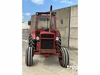 Vierwielaangedreven landbouwtractor - afbeelding 10 van  16
