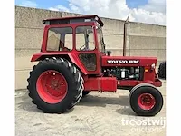 Vierwielaangedreven landbouwtractor - afbeelding 12 van  16