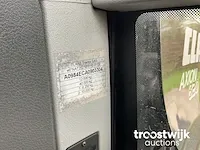 Vierwielaangedreven landbouwtractor - afbeelding 17 van  25