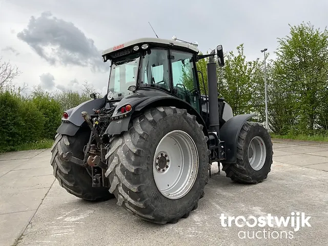 Vierwielaangedreven landbouwtractor - afbeelding 21 van  25