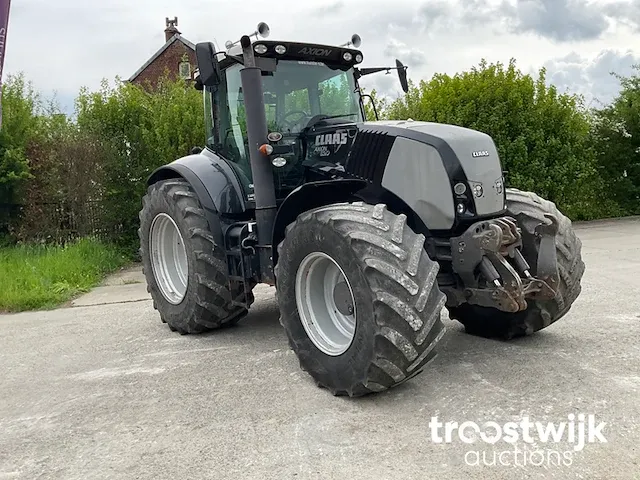 Vierwielaangedreven landbouwtractor - afbeelding 23 van  25