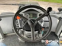 Vierwielaangedreven landbouwtractor - afbeelding 25 van  25