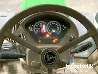 Vierwielaangedreven landbouwtractor - afbeelding 3 van  28