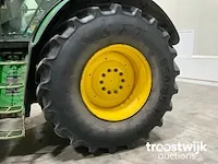 Vierwielaangedreven landbouwtractor - afbeelding 13 van  28