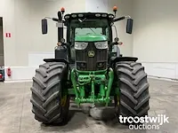Vierwielaangedreven landbouwtractor - afbeelding 12 van  28