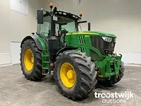 Vierwielaangedreven landbouwtractor - afbeelding 22 van  28