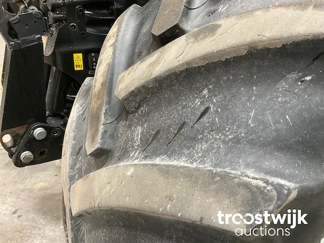 Vierwielaangedreven landbouwtractor - afbeelding 3 van  20