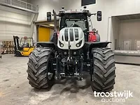 Vierwielaangedreven landbouwtractor - afbeelding 12 van  20