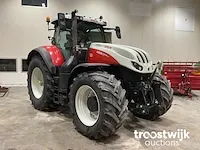 Vierwielaangedreven landbouwtractor - afbeelding 14 van  20