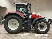 Vierwielaangedreven landbouwtractor - afbeelding 15 van  20