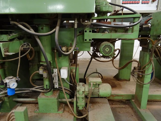 Vierzijdige freesmachine alfred harbs - afbeelding 12 van  14