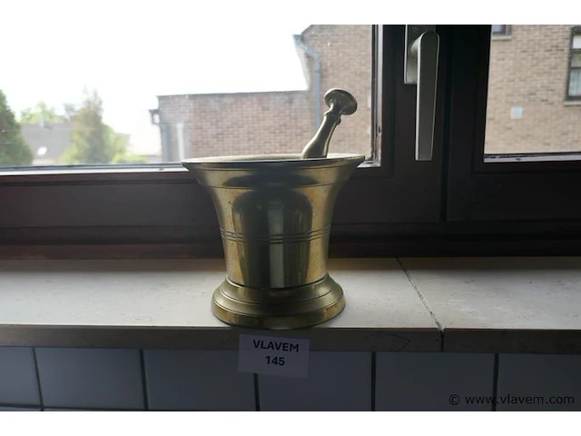 Vijzel in massief koper - afbeelding 1 van  1