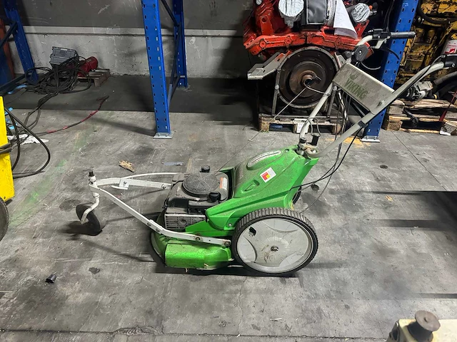 Viking - mb 6 rc - lawnmower - afbeelding 1 van  4