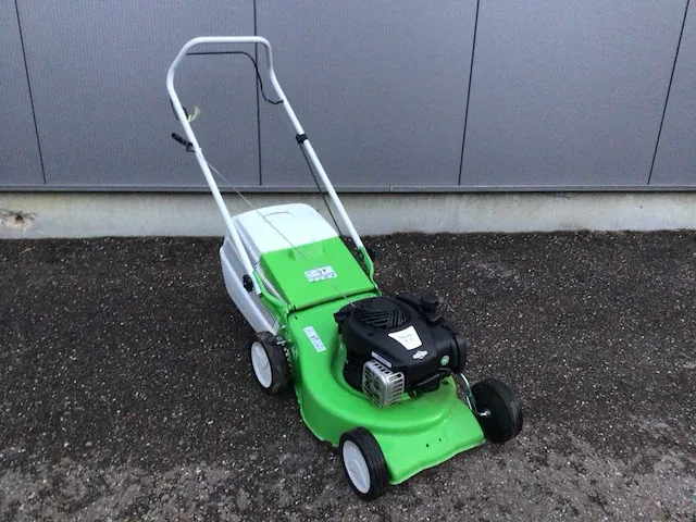Viking mb 248.3 grasmaaier - afbeelding 1 van  4
