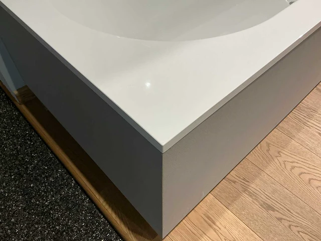 Villeroy & boch oberon badkuip - afbeelding 5 van  5