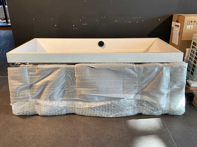 Villeroy & boch opbouw vrijstaand bad - afbeelding 2 van  7