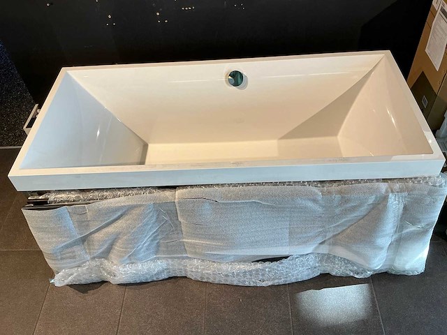 Villeroy & boch opbouw vrijstaand bad - afbeelding 3 van  7