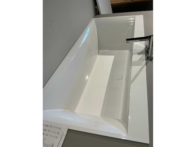 Villeroy & boch opbouw vrijstaand bad - afbeelding 2 van  4