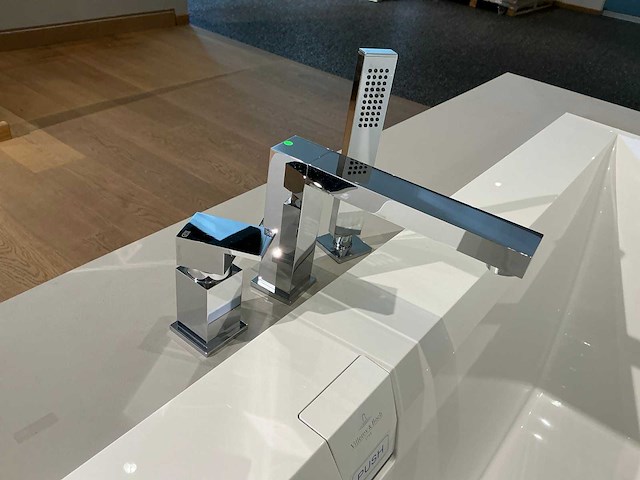 Villeroy & boch opbouw vrijstaand bad - afbeelding 4 van  4