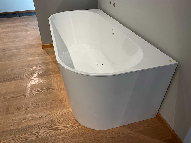 Villeroy & boch opbouw vrijstaand bad - afbeelding 2 van  5