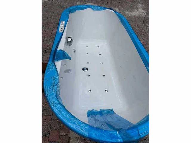 Villeroy en boch - bubbelbad - afbeelding 1 van  14