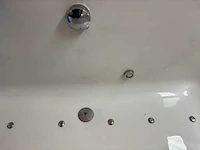 Villeroy&boch - bubbelbad - afbeelding 14 van  14