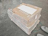 Villeroy&boch glans wit wandtegel 30x60 cm 41,04 m² - afbeelding 6 van  7