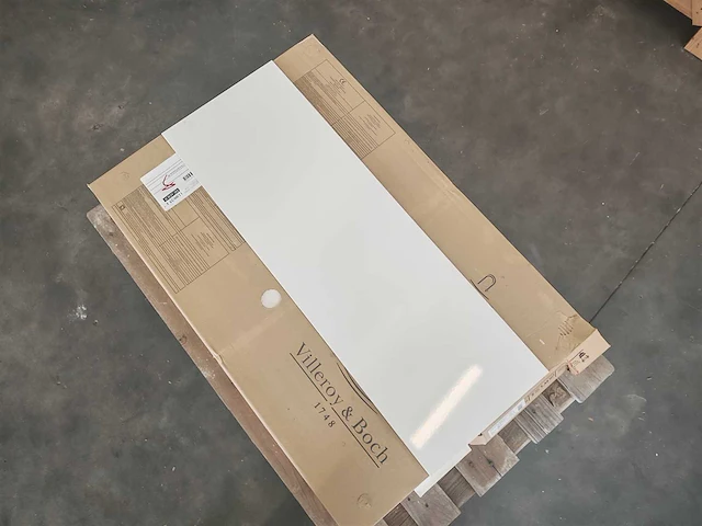 Villeroy&boch glans wit wandtegel 30x90 cm 13,5 m² - afbeelding 4 van  7