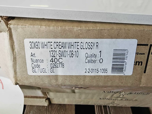 Villeroy&boch glans wit wandtegel 30x90 cm 13,5 m² - afbeelding 5 van  7