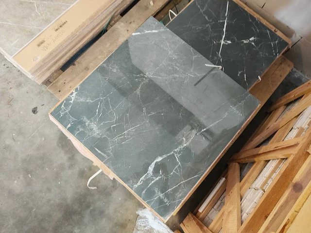 Villeroy&boch marmochic dark illusion gepolijst 60x60 cm tegel 14,04 m² - afbeelding 4 van  7