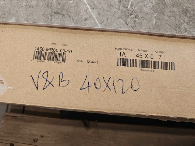 Villeroy&boch marmochic glans grijs wandtegel 40x120 cm 55,68 m² - afbeelding 3 van  7