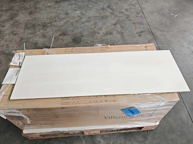 Villeroy&boch soft white wandtegel 33x99 cm 14,38 m² - afbeelding 3 van  8