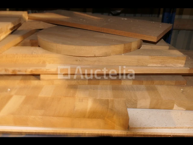 Vingerlaswerk sloophout en lijmen - afbeelding 4 van  4