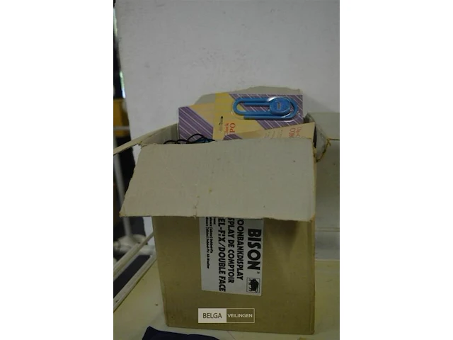 Vintage ±100 rekenmachine, ±10 klokken, ±5 stopwath - afbeelding 1 van  3