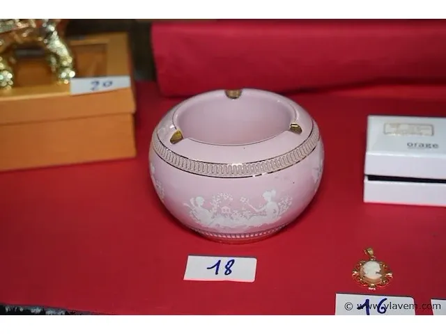 Vintage asbak in italiaans porselein - afbeelding 1 van  1
